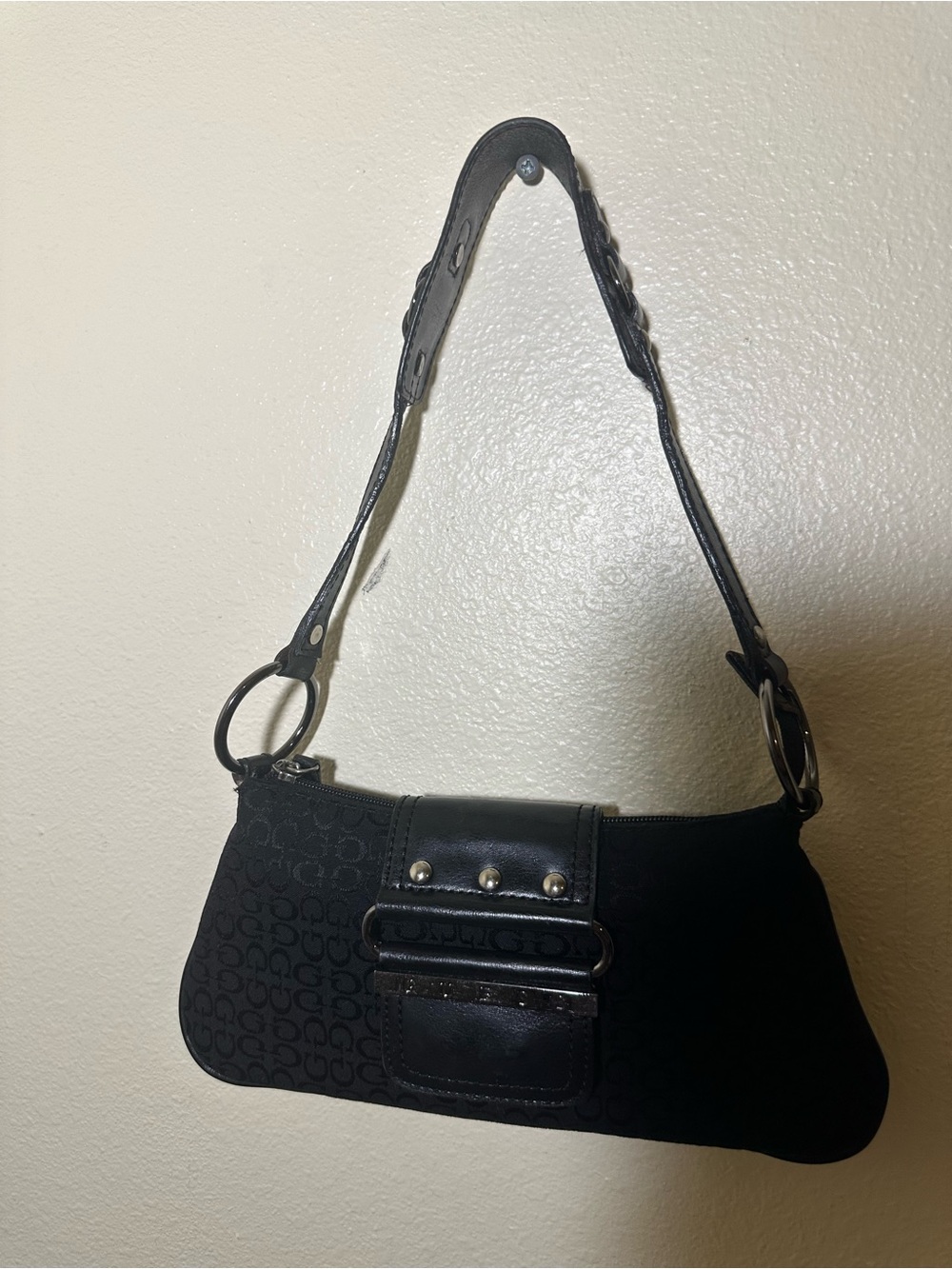 Guess Vintage Y2K Shoulder Bag Black Monogram baguette-style silhouette, Black